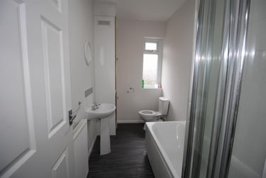 2 bed flat, Mauldeth Road West, Withington, Manchester, M201AB - Image 9